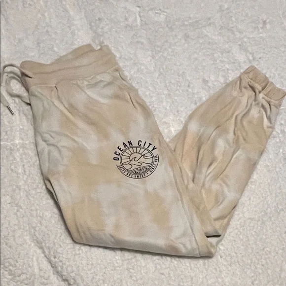 Women’s Beige Joggers sweats - Picture 1 of 1